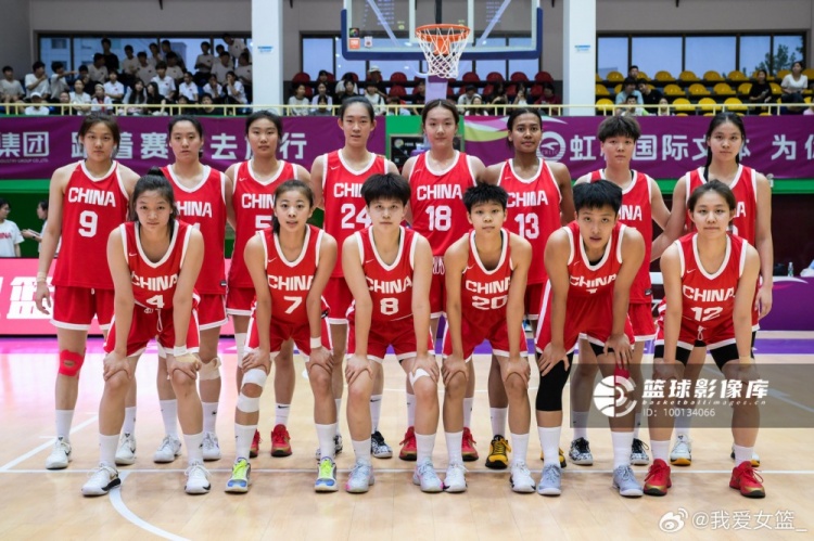 国青女篮出征世界杯在即新科耐高全国赛MVP董一诺最后时刻落选