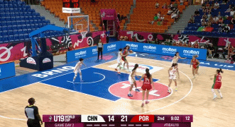 突然哑火!中国U19女篮连续打铁失误葡萄牙轰出120进攻高潮