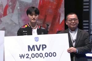 确认收货！Peyz完美表现斩获K杯决赛FMVP！