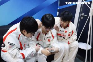 敬请期待11日挑选仪式！TES将等待登峰组前四名队伍的挑选