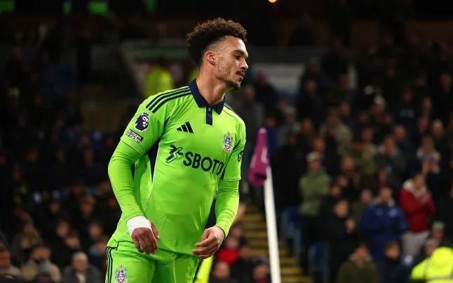 里瑟：曼联应该签下罗宾逊，他能在老特