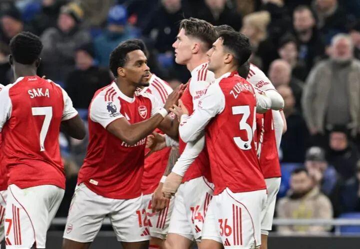 阿森纳仍在进化！萨卡找到新搭档左路