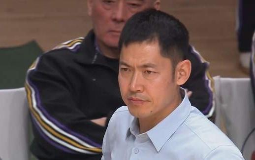 狂输23分！就这还不下课张庆鹏还是早点歇了吧，卫冕冠军7连胜