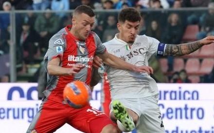 橙色足球遭色盲人士投诉，意甲主席表示将重启黄色或白色球