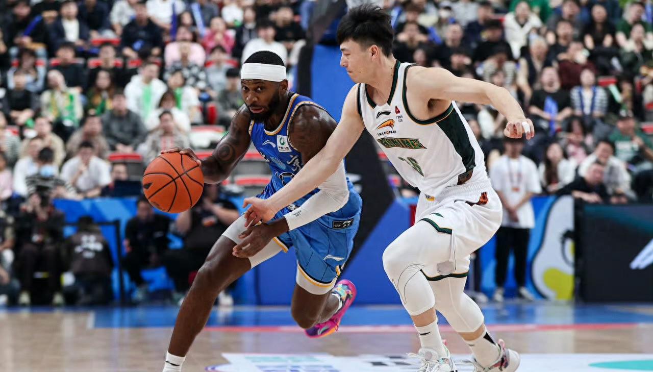 中国篮协官宣重大错判，实锤多给1次罚球，裁判拒绝更改酿笑话