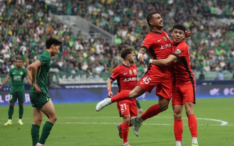 中超海港“弃亚冠”养精蓄锐,面对泰山,他们胜算几何