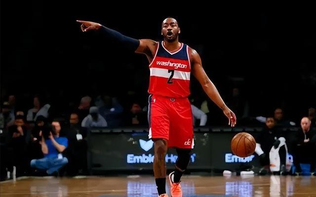 沃尔退役终结11年生涯NBA又一位因伤提前退役的巨星