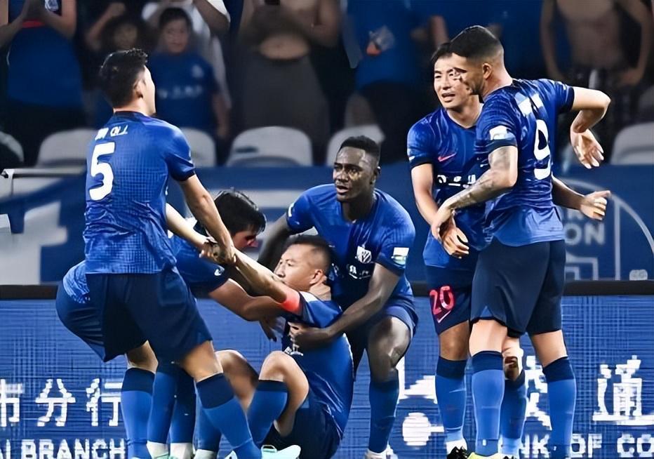 申花官宣1月份5人离队名单！艾迪和崔