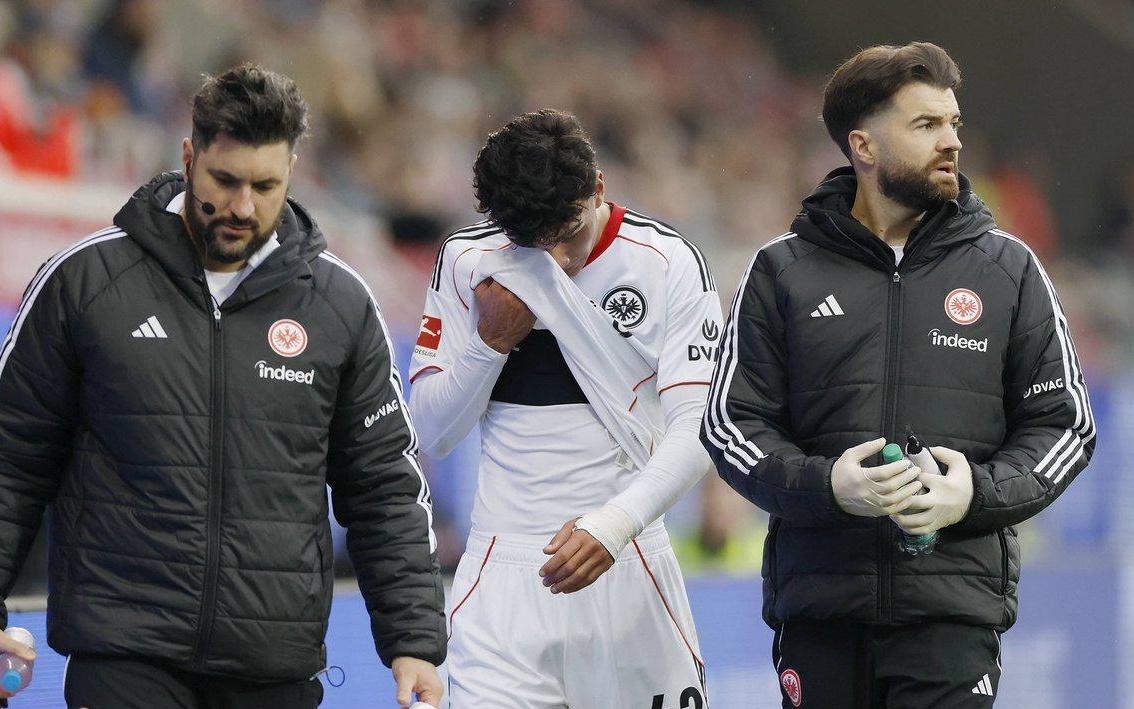 德天空：法兰克福中场乌尊肌肉受伤，预