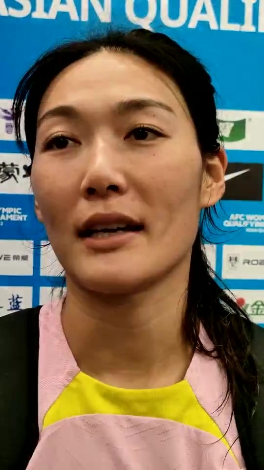 杨莉娜：我觉得今天场面还是比韩国要好相信中国女足未来可期