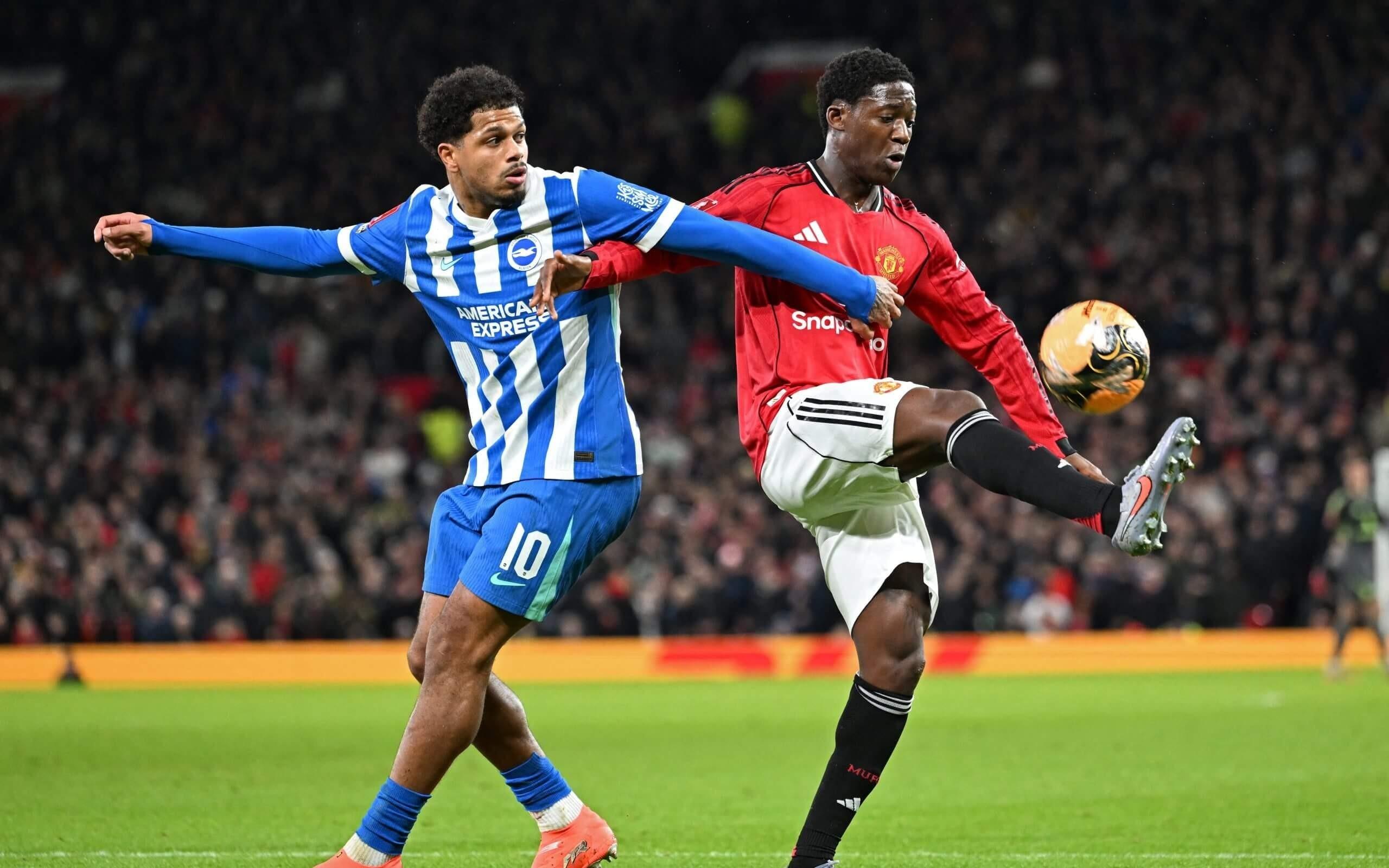 两项杯赛出局，TA：曼联唯一可争夺目标就是下赛季的欧战资格