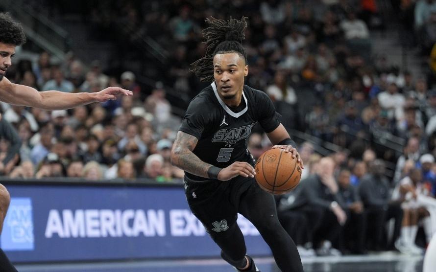 马刺全队投篮命中率为50%，而篮网全队仅为39.1%