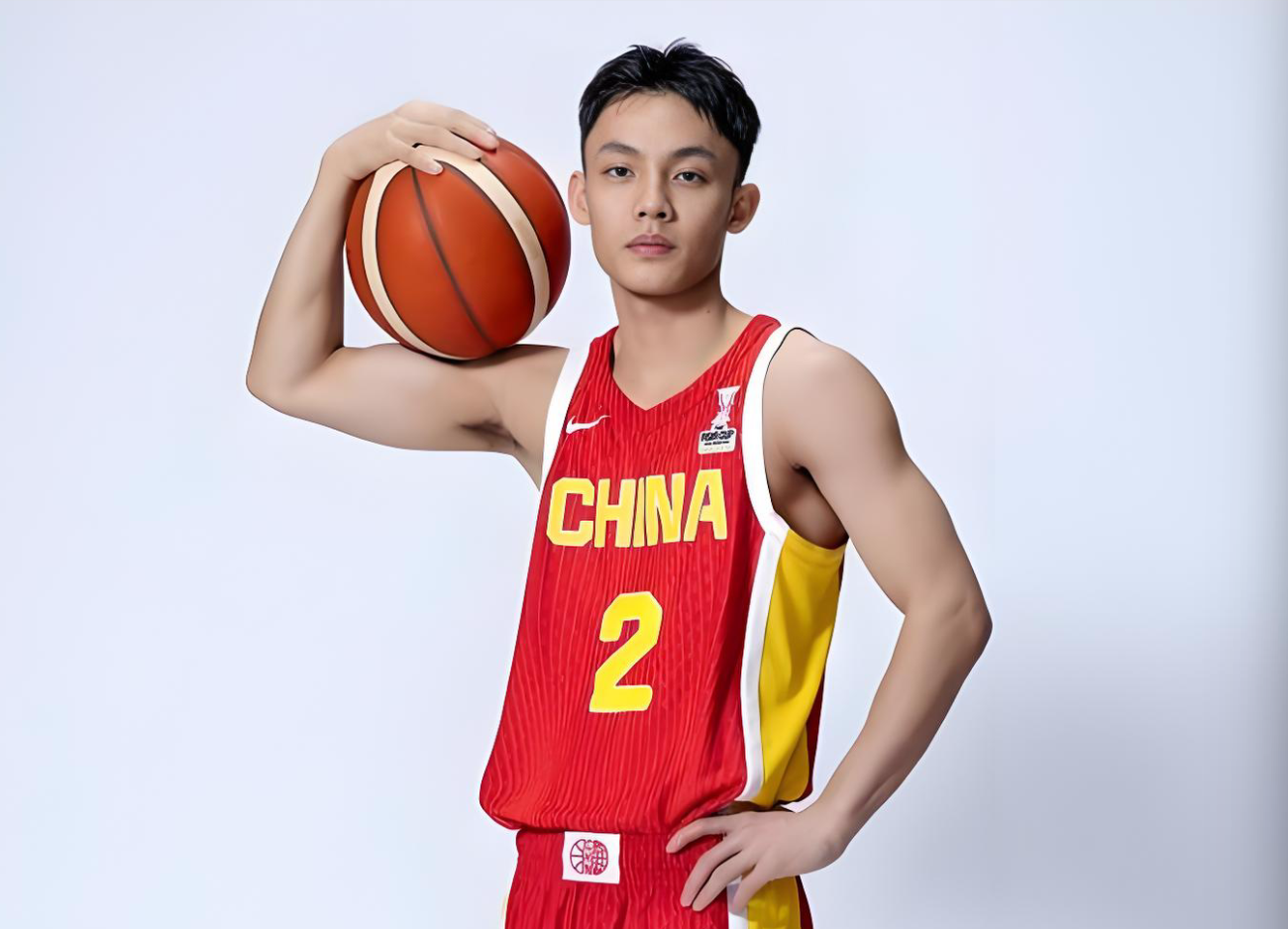 徐杰点赞庞峥麟：2项技术十分出色，不