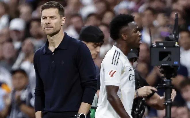 皇马名宿布约：保护球员不是放任不管，而是给他们划清界限