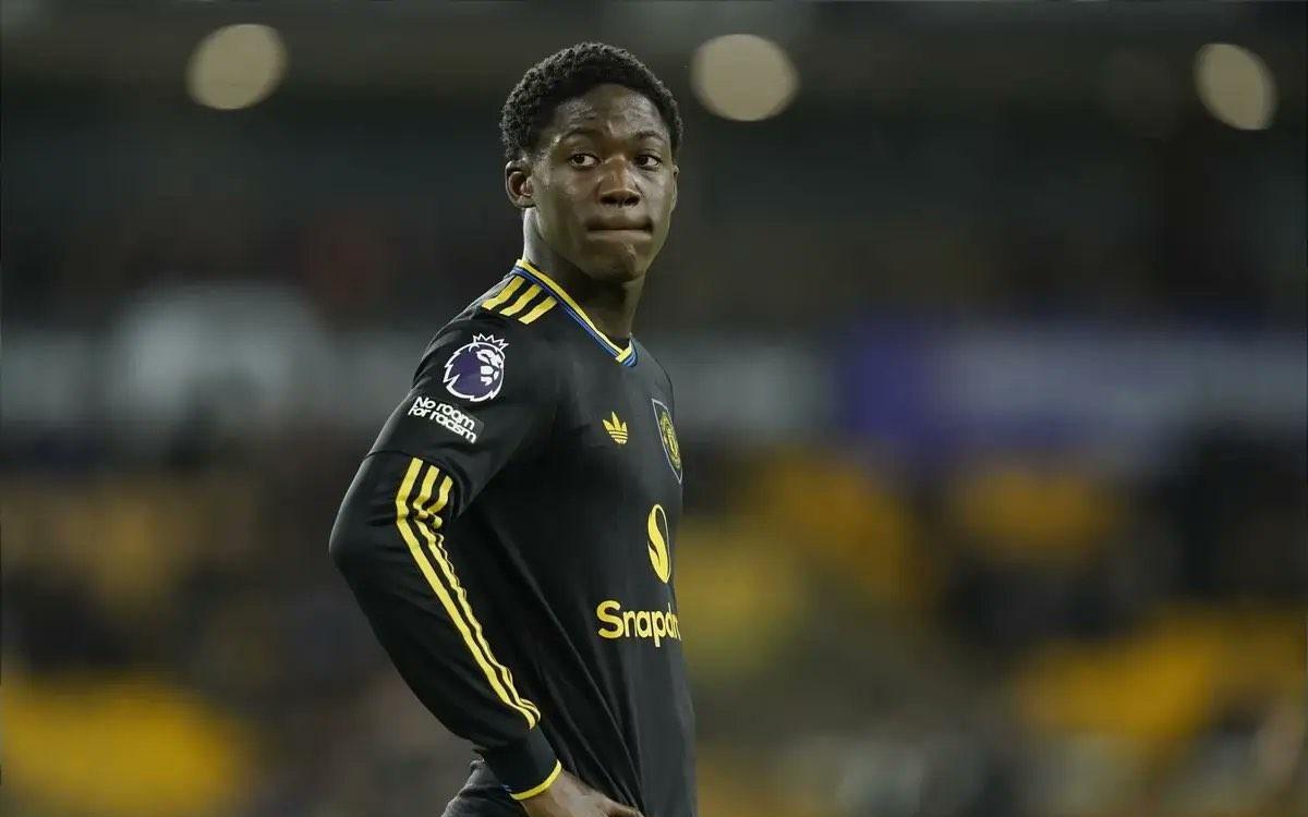 邮报：至少12家俱乐部想租梅努，但球员