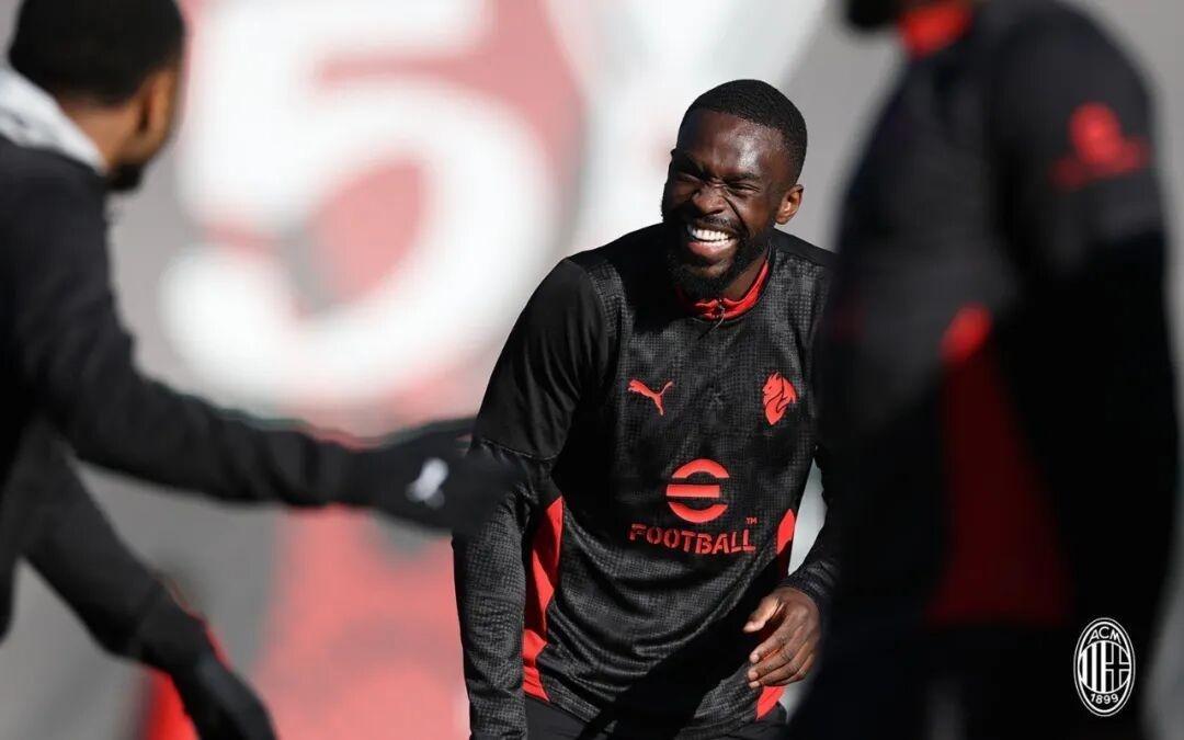 斯基拉丨他拒绝英超只想留队