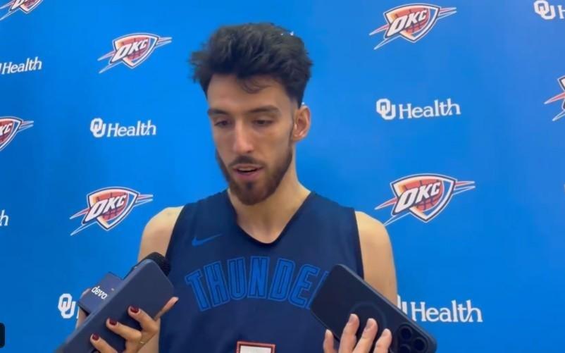 切特：NBA每年都让各队指定一场比赛在主场打，雷霆一直选跨年夜