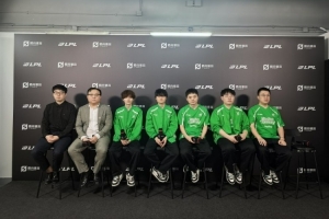 WBG赛后群访 教练：队伍打团目标要更清晰 要清楚己方阵容强势点