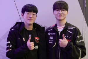 NS分享队员参加季前赛活动返图：我们很快会再见面的