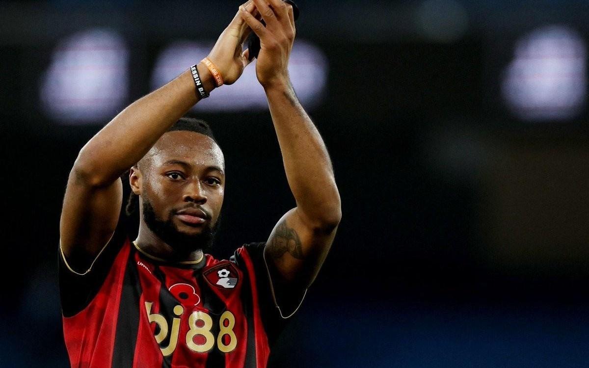 TA记者：此前伯恩茅斯要价7000万镑，曼