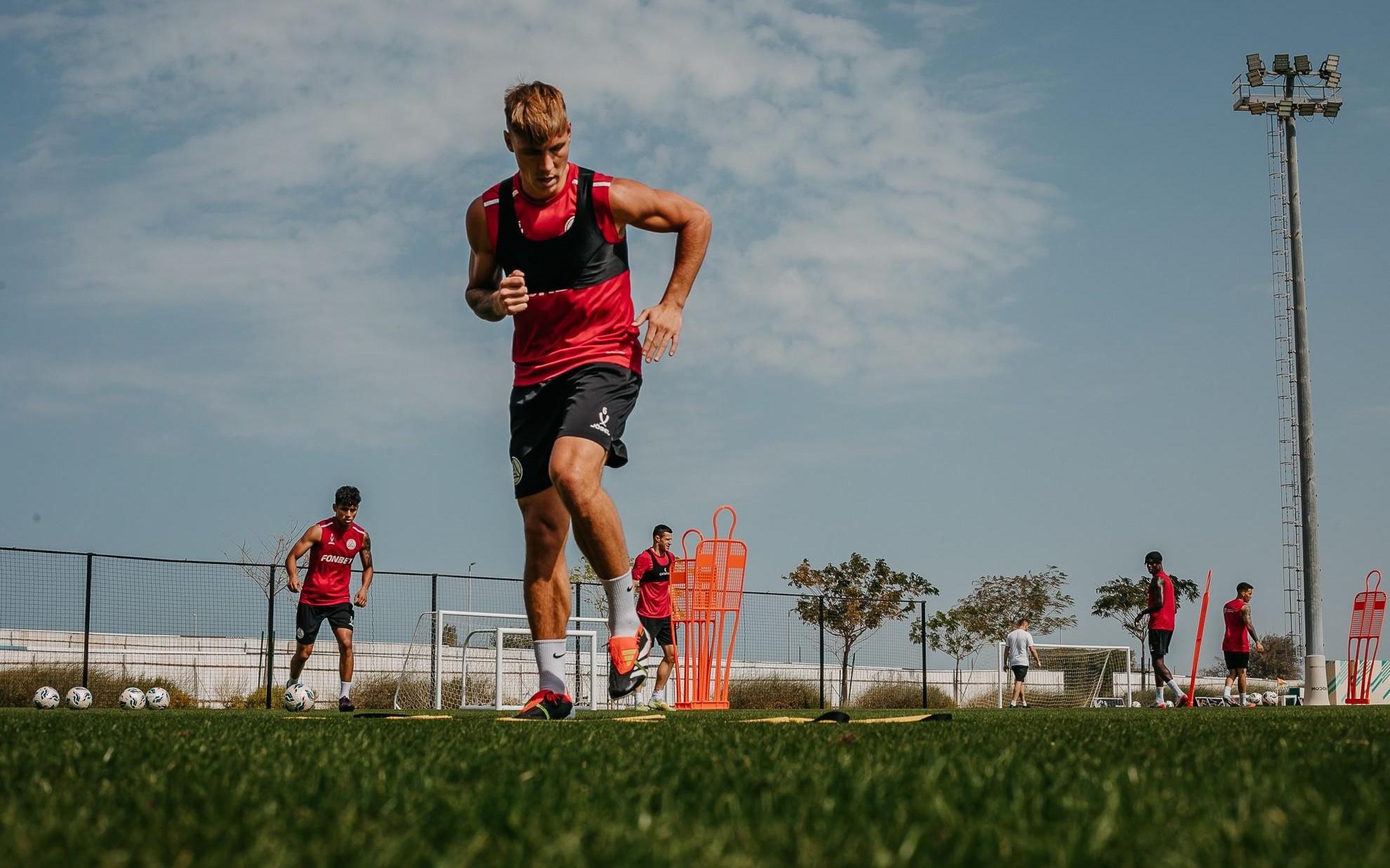 官方：俄超陶里亚蒂阿克隆队将与浙江