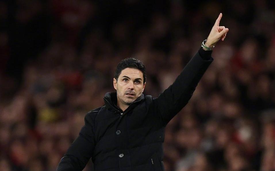 埃泽戴帽比肩三大传奇，阿森纳41造英