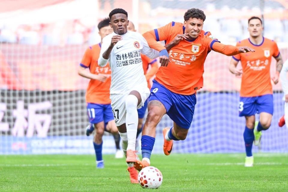 恐遭禁赛中超最贵外援不满判罚！做蒙