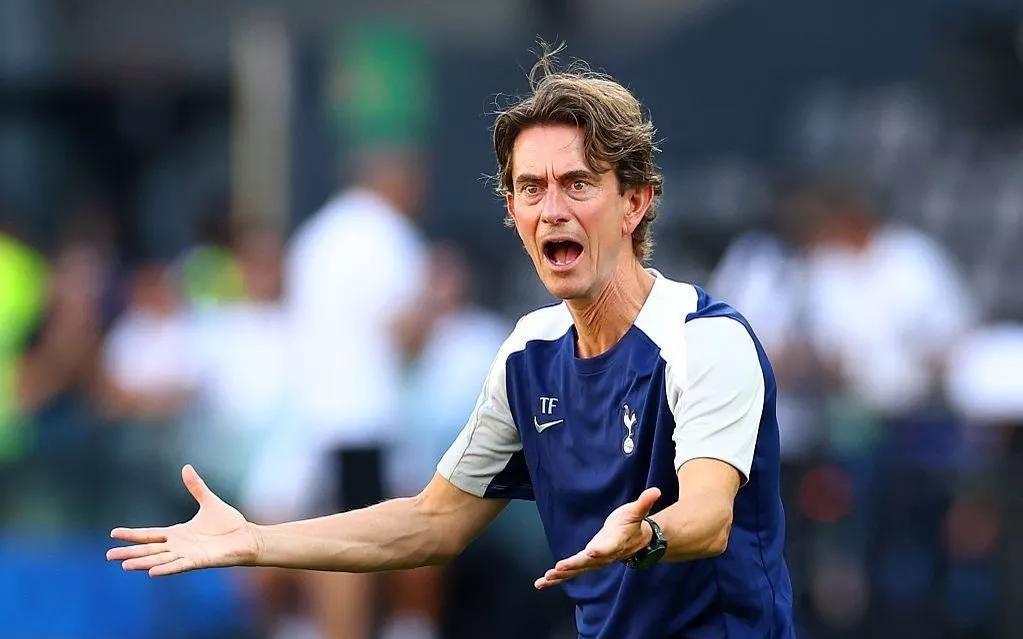 英媒：阿奇格雷在训练中拉伤小腿，热刺