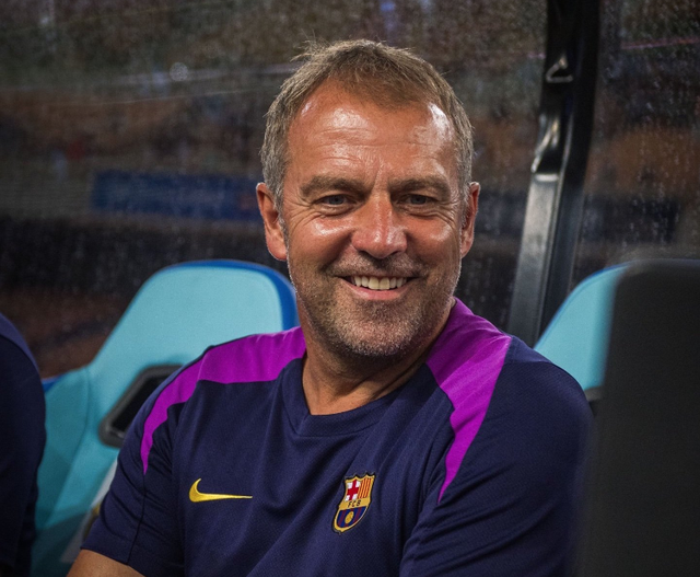 今晚巴萨冲击西甲4连胜！赢球=暂登顶三巨头联手核心复出