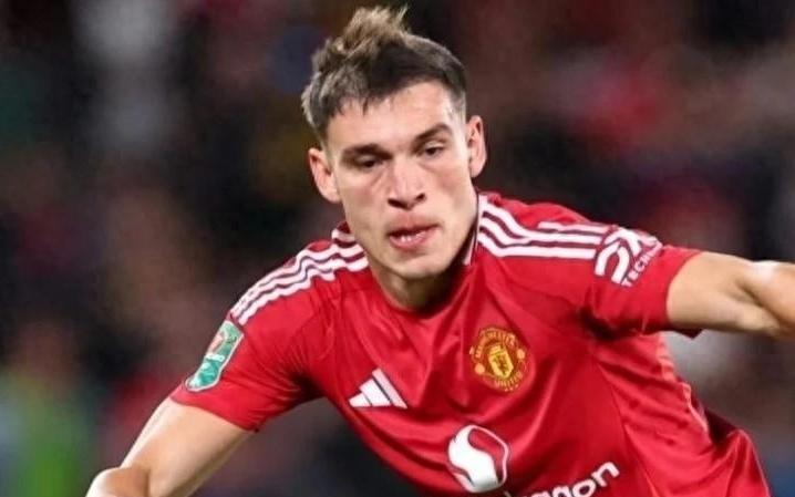 每次首发球队都不胜，曼联中场成众矢之的