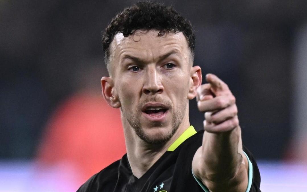 罗马诺：如果埃因霍温欧冠出局佩里西奇可能亲自要求转会