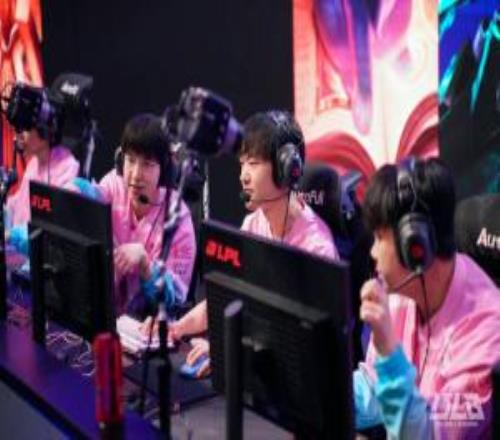 真是elk遥控打野ELK：上路那波越塔我觉得能越但是判断错了送双杀