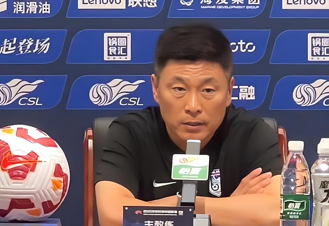 意外！苏亚雷斯将从亚泰正式下课！43岁的闫峰爆冷成为球队新帅