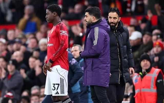 莱斯科特：梅努应在曼联待得比阿莫林