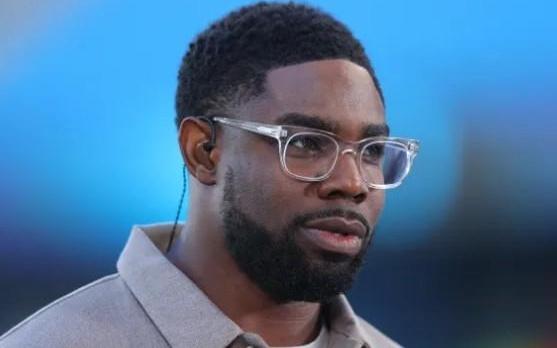 理查兹：拉亚不仅扑救能力出色，重要的