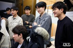 状态下滑还是有待磨合Viper多项数据位列联盟下游：伤害刷钱等