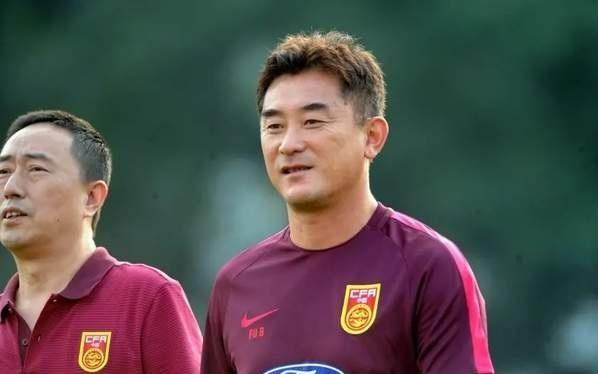 津门虎试训中乙前锋戴伟浚告别申花浙江看中傅博人脉