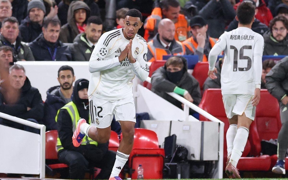 基恩谈阿诺德被嘘：红军球迷极力嘘一