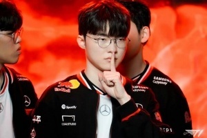 解说热议T1 3-1 DK：原神哥最后一把