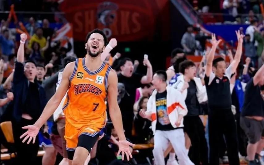 辽篮终于下狠手了！连签两大超级外援