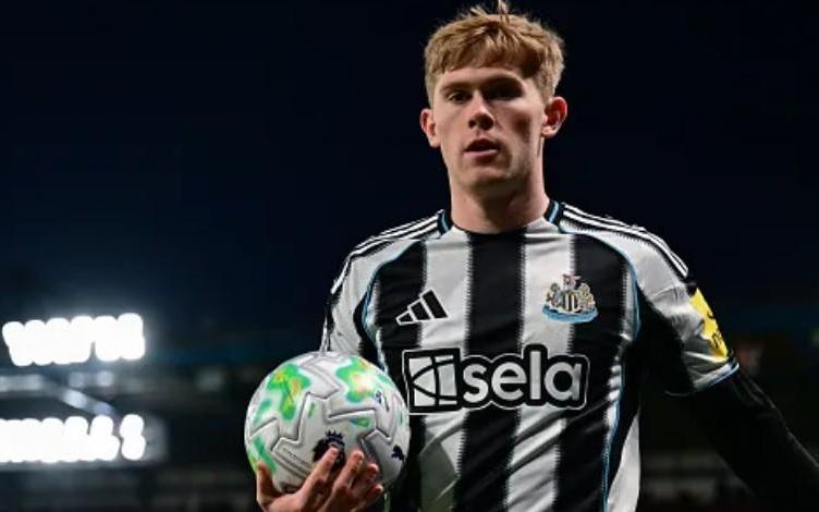 老雷：霍尔最近表现太出色，英格兰的左