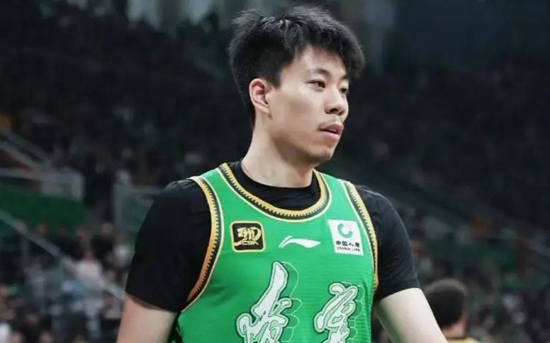 辽篮夺冠有戏!张镇麟离开是对的,这回换回来3位超猛新人