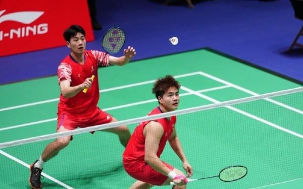 梁伟铿王昶20战胜李芳至李芳任，晋级香港赛决赛
