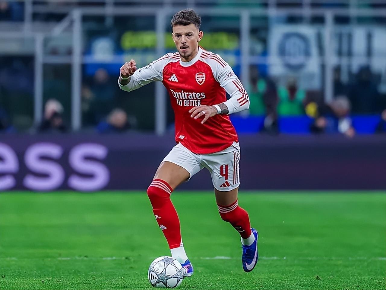 流放四年终回归！本怀特重返英格兰队