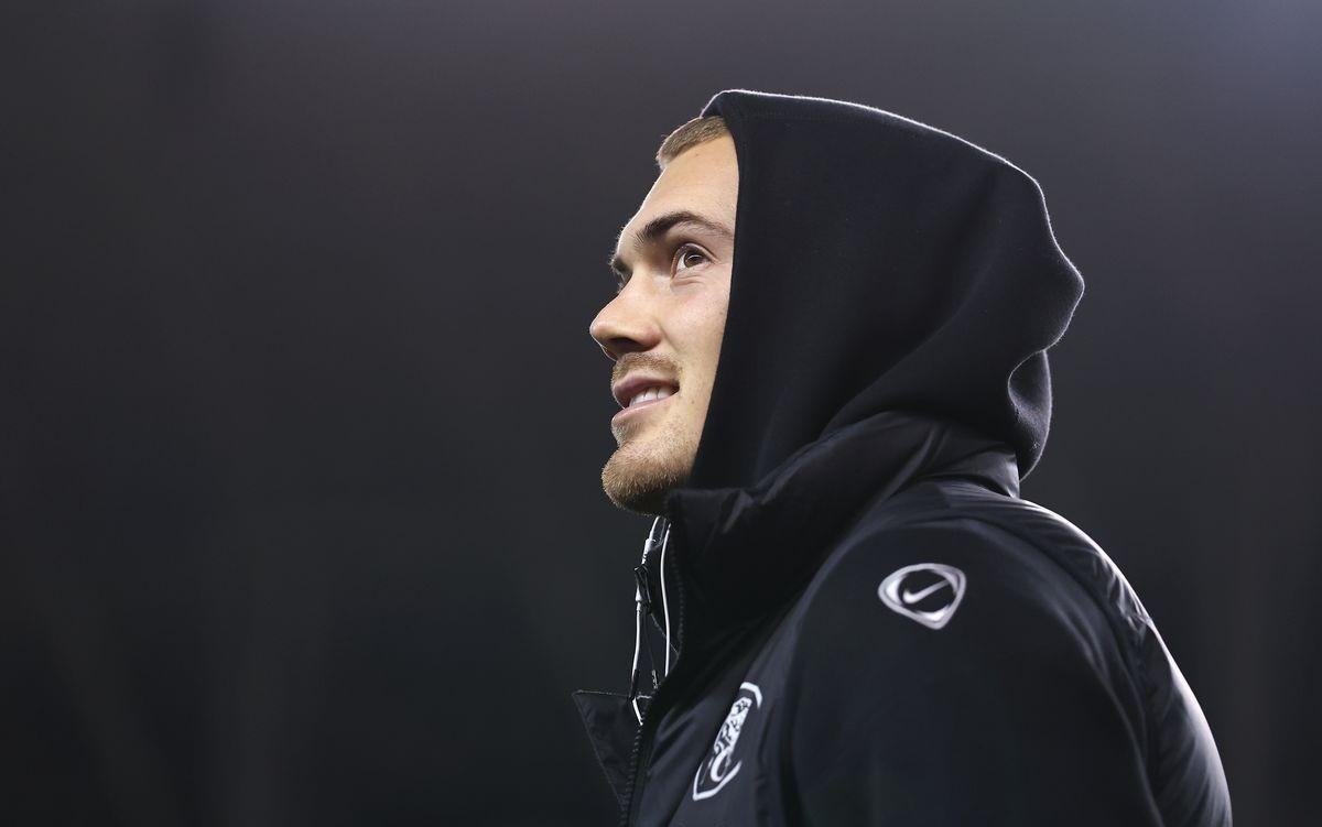 金塞拉：约恩森接受了轻微手术将缺战