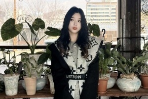 真正拿到结果的韩国嫂子！糖小幽晒照：身着3万LV大衣脚蹬7K爱马仕