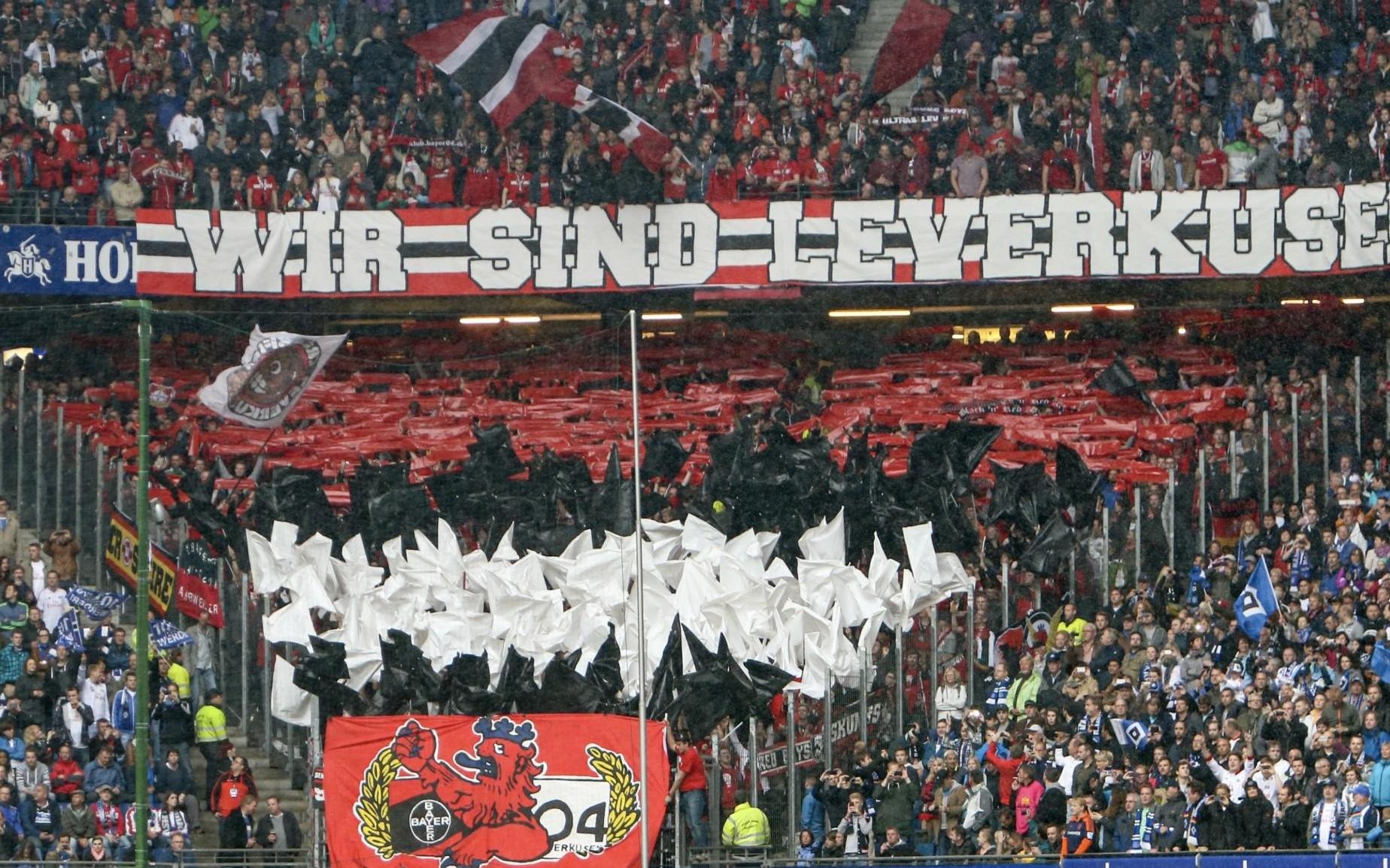 客战汉堡因大雪延期，勒沃库森官方：票款全退，门票仍有效