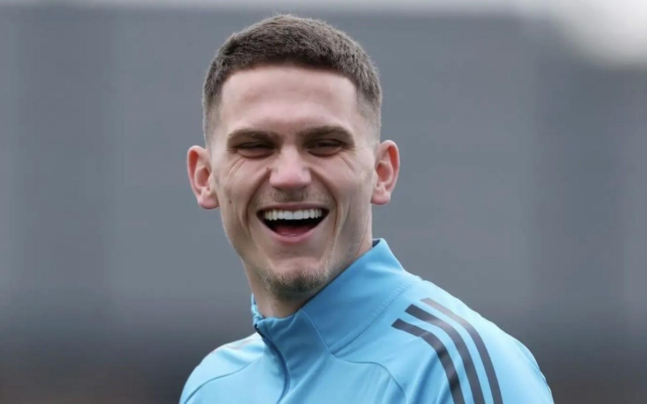 TA：在伊萨克离队后，博特曼的续约为纽