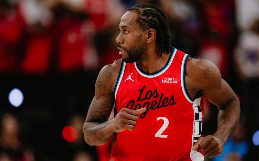 18战15胜继续北伐！哈登19+6+8小卡28分，快船37分血洗篮网