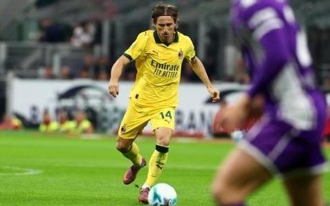 米体:莫德里奇意甲生涯540分钟后首次吃到犯规